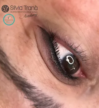 Infracigliare e soft eye-liner — foto 4 di 4